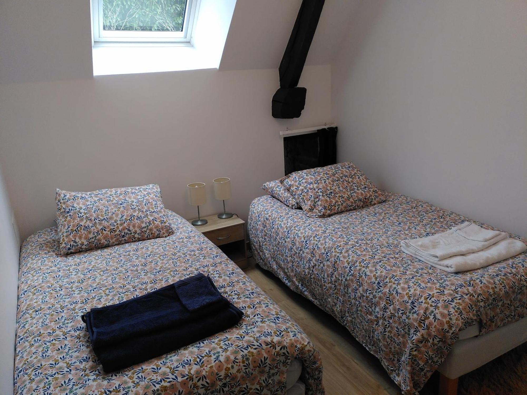 La Mancelliere De Montjoie Chambres D'Hotes Et Gites Saint-Michel-de-Montjoie Extérieur photo